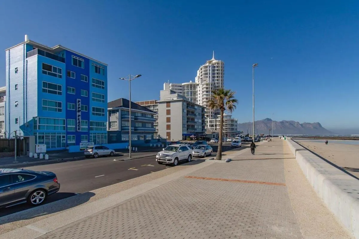 203 Pip'S Place On Beach Road Strand 0*,  South Africa